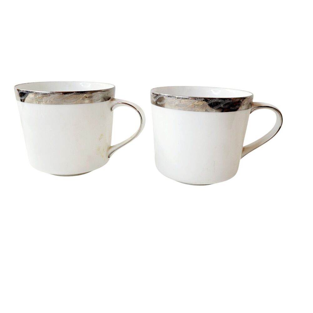 2 Fukagawa Arita Silver Lichen Flat Coffee Cups Hand Painted 2 7/8" Japan 917